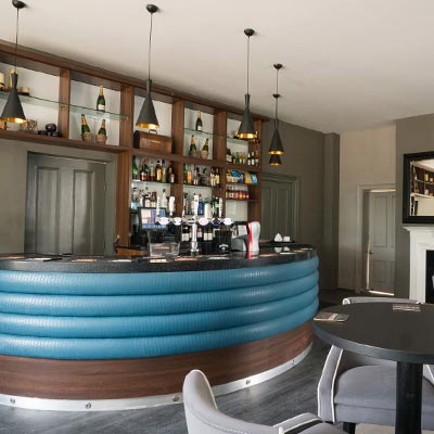 stylish-wine-bar-abington-image11